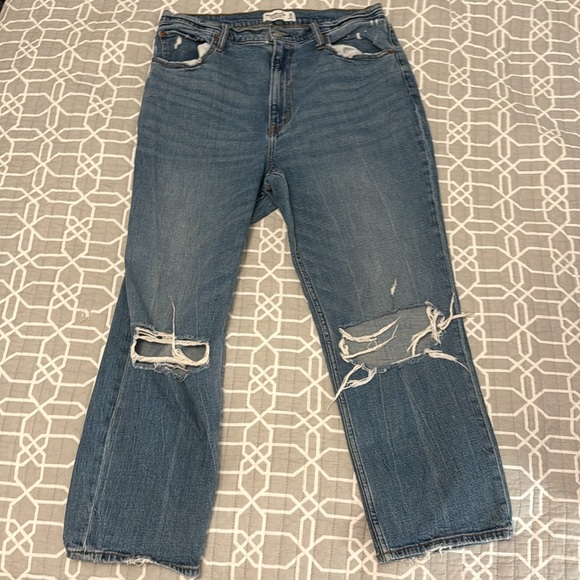 Abercrombie & Fitch Jeans - Picture 4 of 5